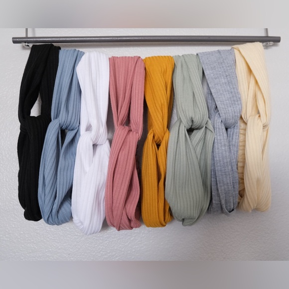 Assorted Headbands - Picture 1 of 3